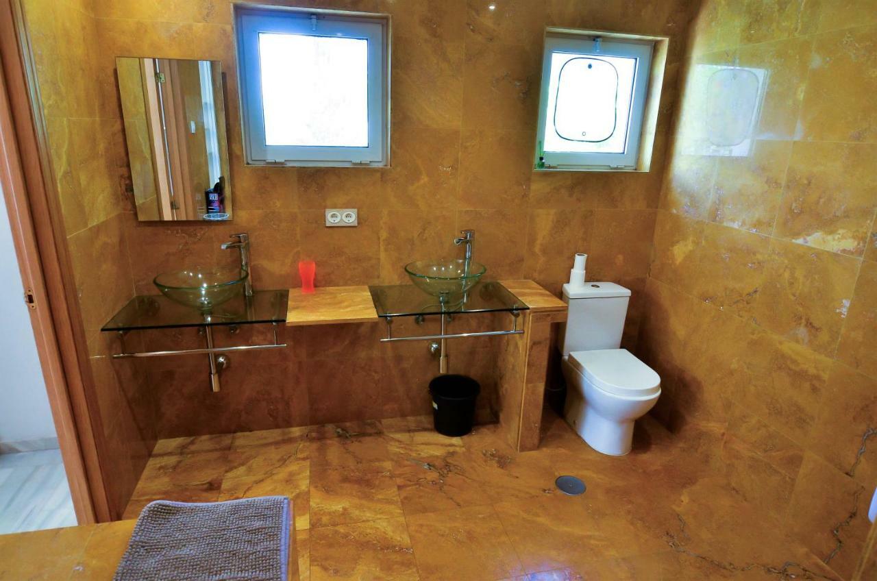 Alcazaba Beach Apartment 3302 Естепона Екстериор снимка