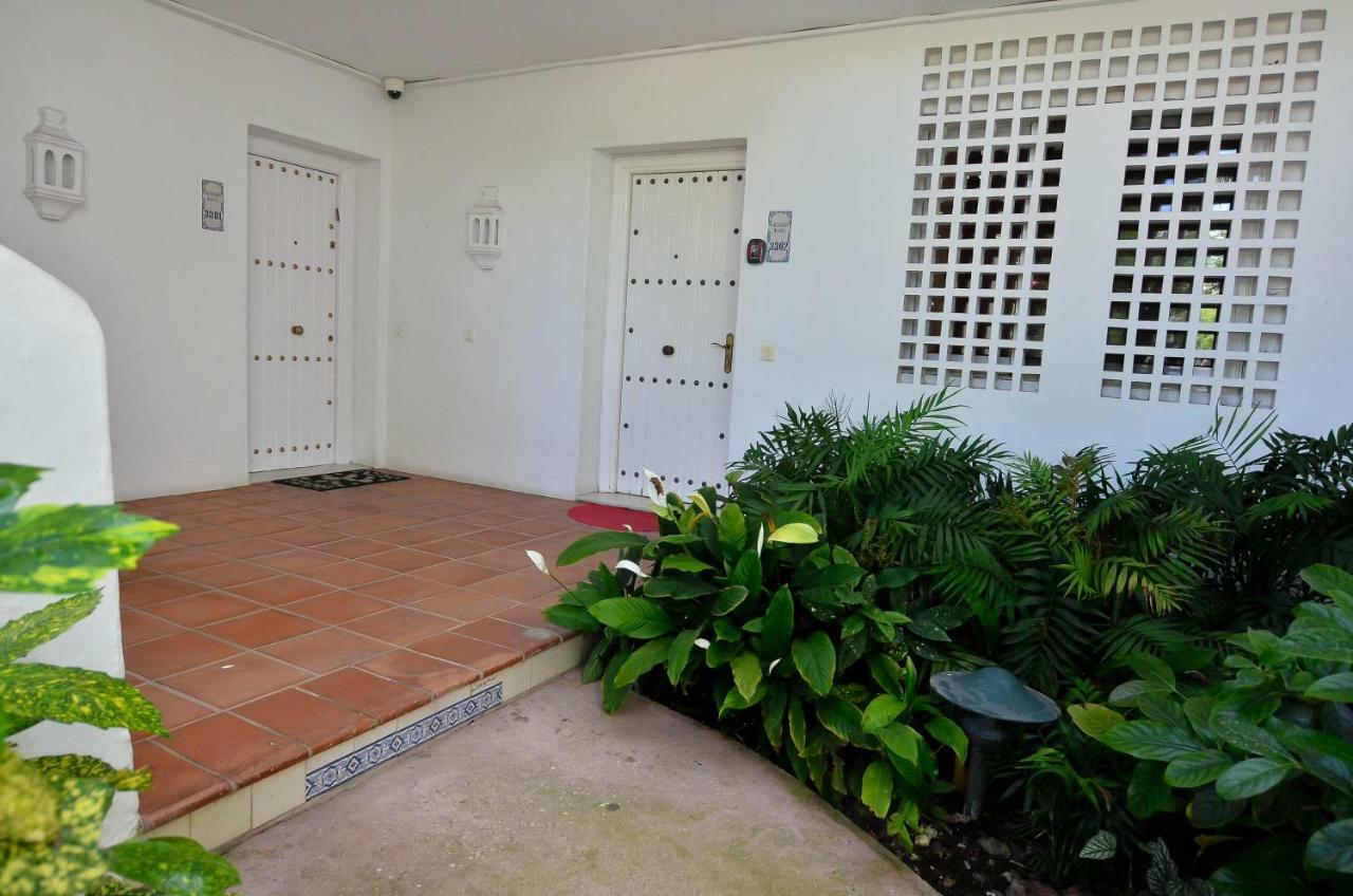 Alcazaba Beach Apartment 3302 Естепона Екстериор снимка