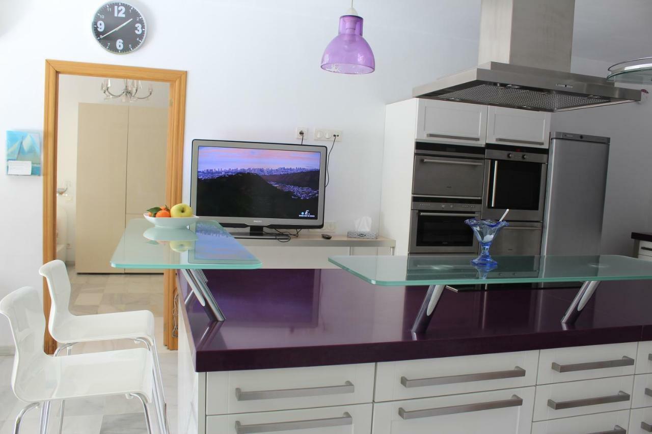 Alcazaba Beach Apartment 3302 Естепона Екстериор снимка
